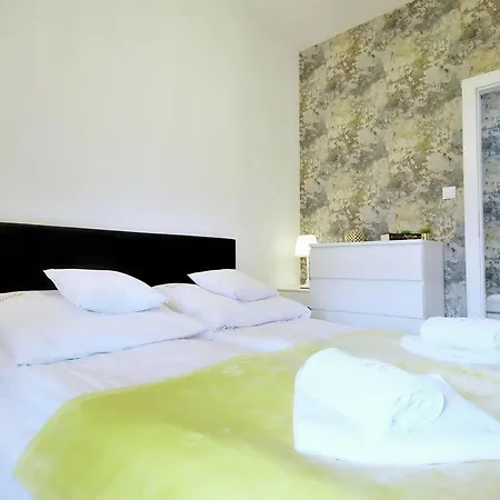 Kapitanski Mostek By Onholidaypl شقة *