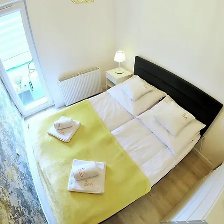 شقة Kapitanski Mostek By Onholidaypl كولوبرزيغ