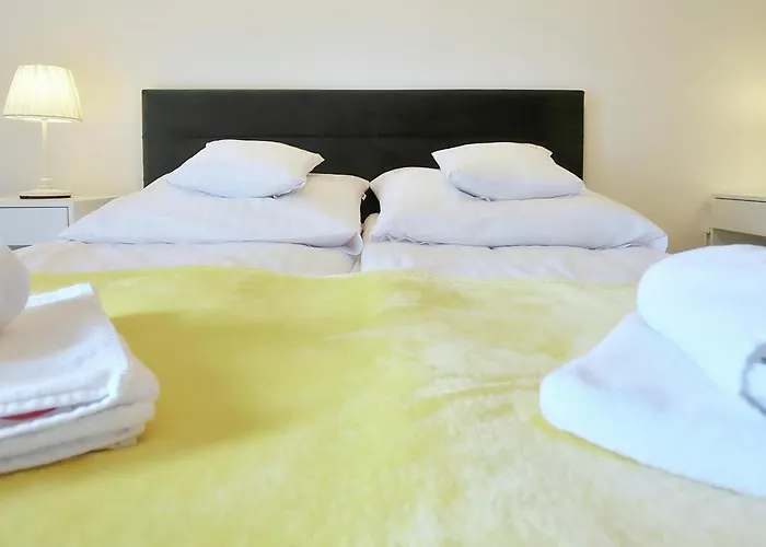 Onholidaypl - Kapitański Mostek Apartament Kołobrzeg